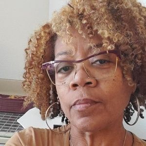 Meet your Posher, Darlene